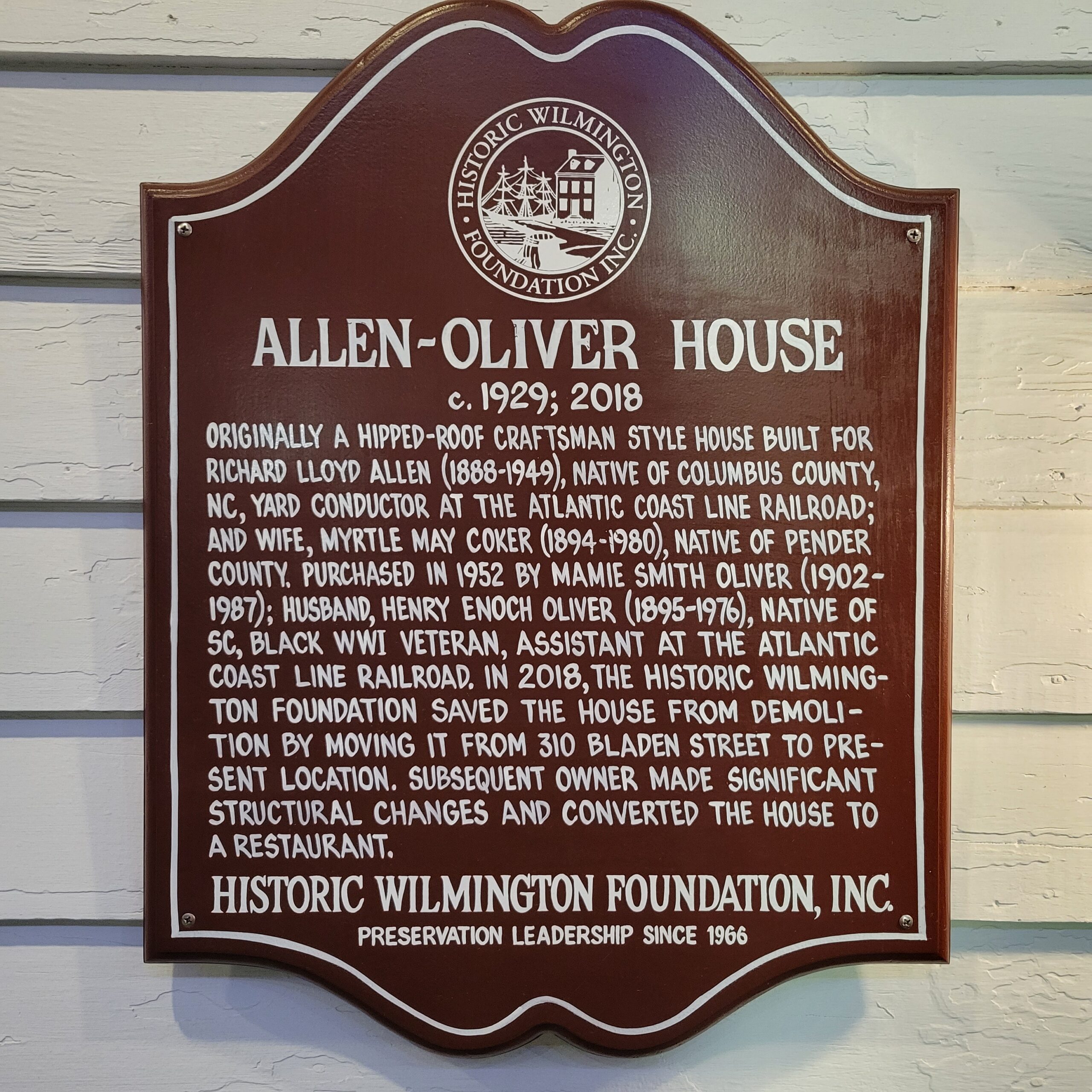 Allen-Oliver House HWF Plaque